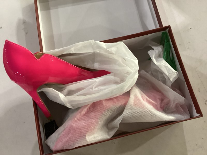 Condition photo showing New/Like New for joy in love pumps for women 3.5" stiletto high heels pointy toe pumps shoes 7 hot pink patent