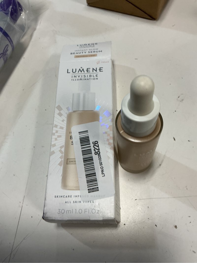 Condition photo showing As Is for lumene invisible illumination instant beauty glow serum - sheer-coverage face makeup + brightening serum - infused with nordic algae and vitamin e for instant radiance - universal medium (30ml)
