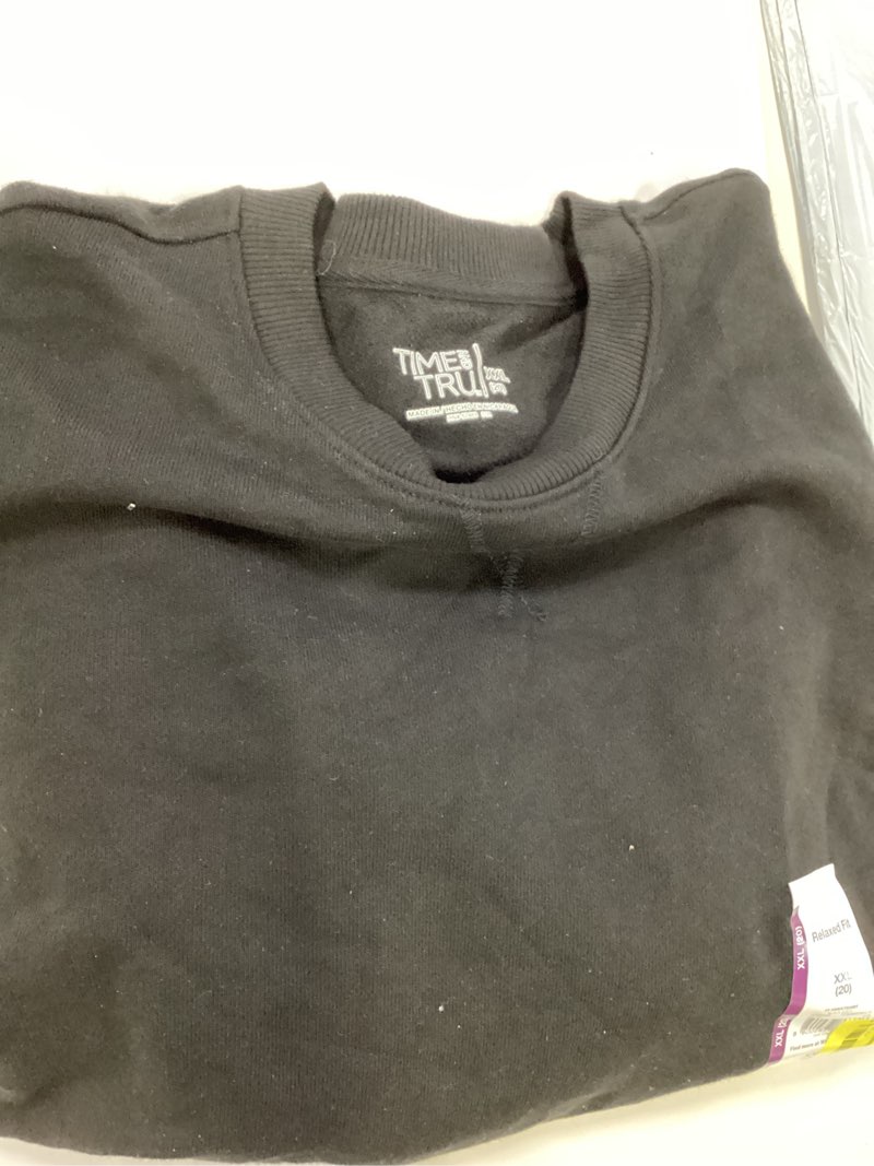 Condition photo showing Good Condition for time and tru relaxed sweatshirt black xxl