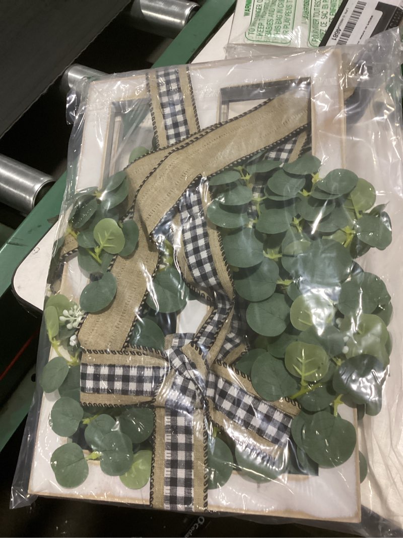 Condition photo showing Good Condition for namalu 2 pieces rustic window frame wall decor farmhouse decor wood frame with eucalyptus wreath living room wall art plaid bow wooden fake window decoration, 13.8 x 7.9 inch(black white plaid)