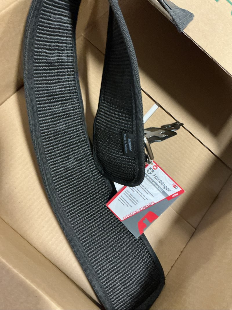 Condition photo showing Good Condition for Harbinger 4\" Nylon Weight Lifting Belt (Size M Black)