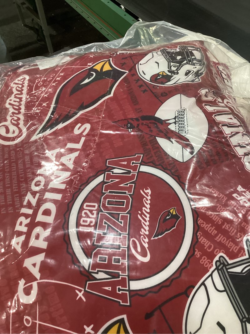 Condition photo showing New/Like New for FOCO NFL Unisex-Adult NFL Team Logo Printed Plush Body Pillow San Francisco 49ers One Size Team Color
