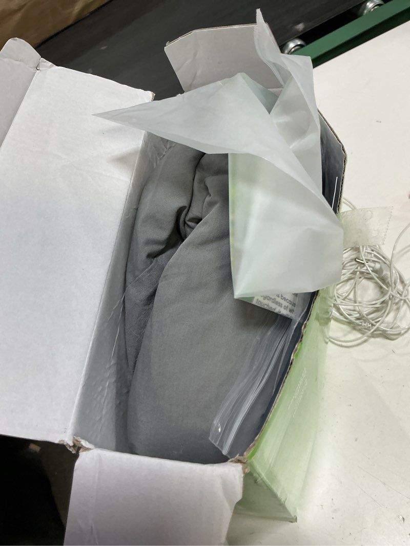 Condition photo showing Good Condition for Grounding Sheets King Size, 95% Organic Cotton + 5% Pure Silver Fiber, Grounding Sheet Earth Connected Bedding (King - 77"x 80"x 13" Gray) Fitted Earth Sheets with Grounding Cord Gray King
