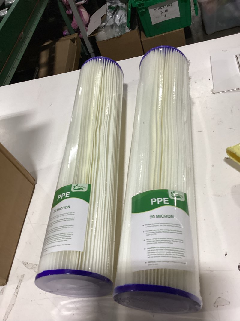 Condition photo showing New/Like New for pentek-r30-20bb pentek r30-20bb pleated polyester water filters (20-inch x 4-1/2-inch)