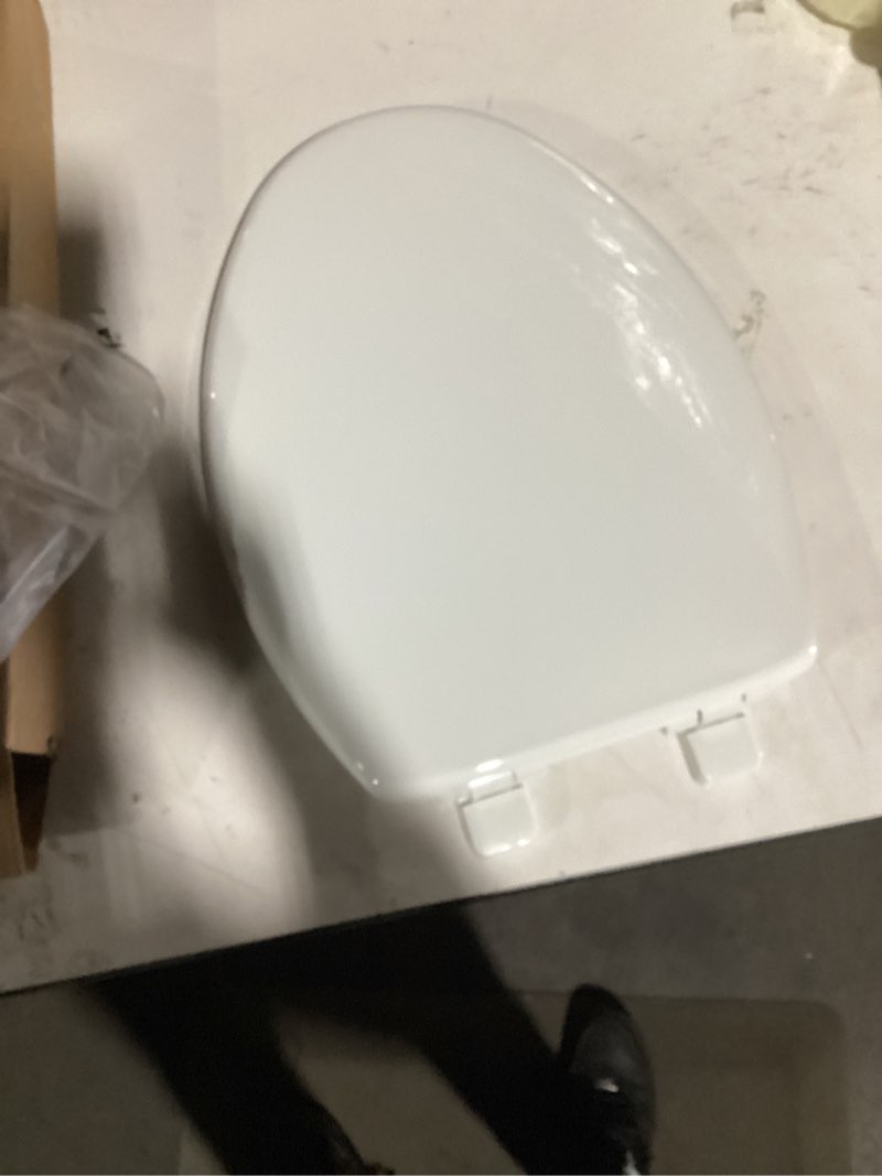 Condition photo showing Good Condition for Mayfair Caswell Modern Slow Close Toilet Seat, Durable Plastic, Elongated, White Elongated 1 Seat