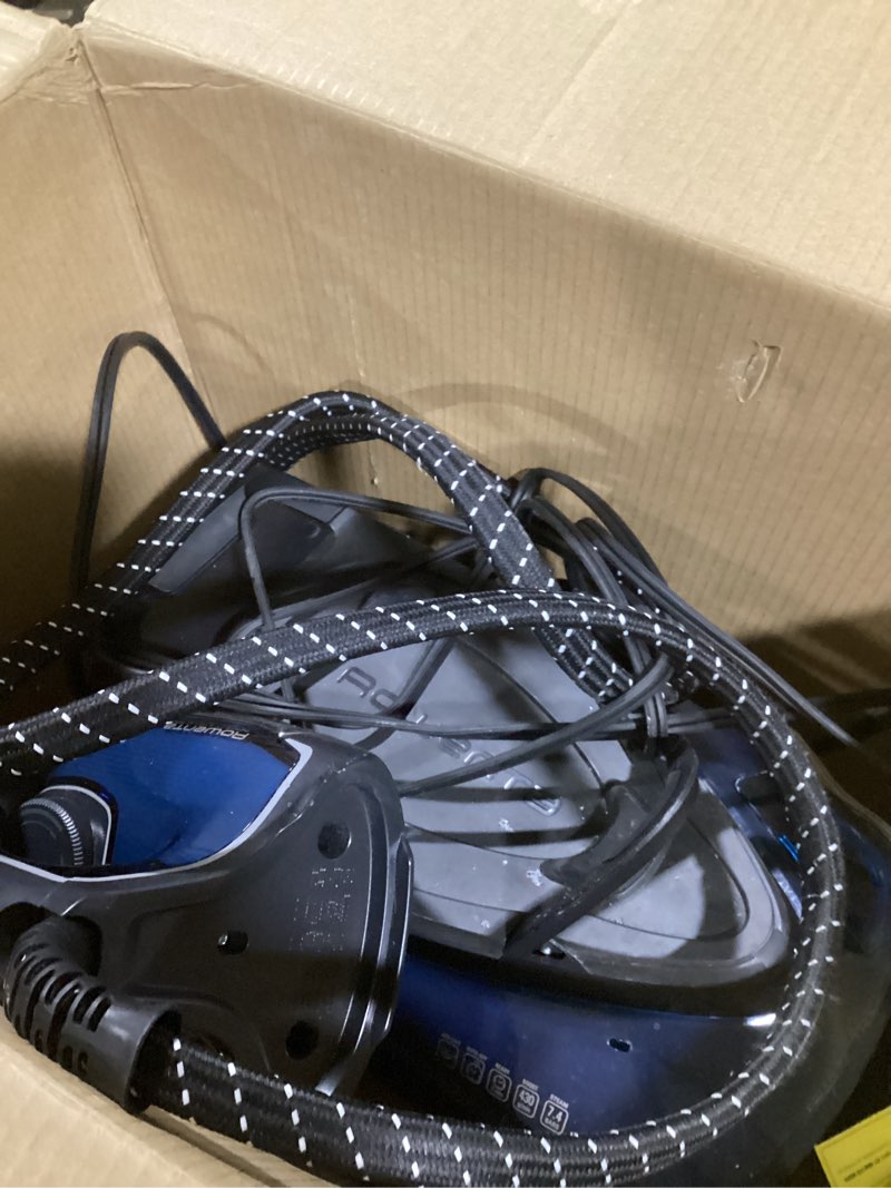 Condition photo showing Good Condition for rowenta pro master stainless steel soleplate steam iron for clothes, 210 g/min, 400 microsteam holes, cotton, wool, poly, silk, linen, nylon, 1775 watts iron steamer for clothes, powerful steam dw8360