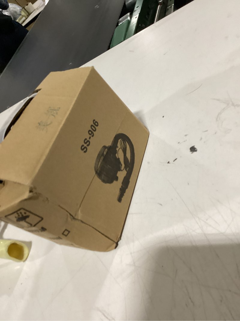 Condition photo showing Good Condition for blow up chair