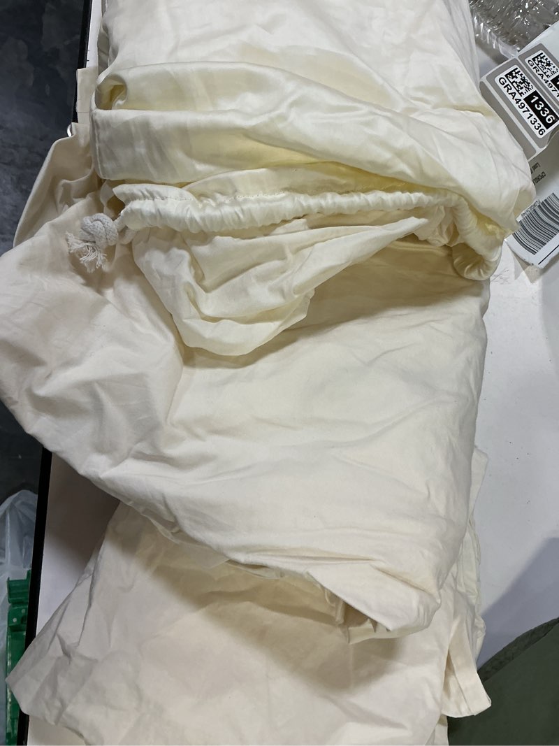 Condition photo showing Good Condition for european linen duvet cover set solid: ivory size: king/cal king