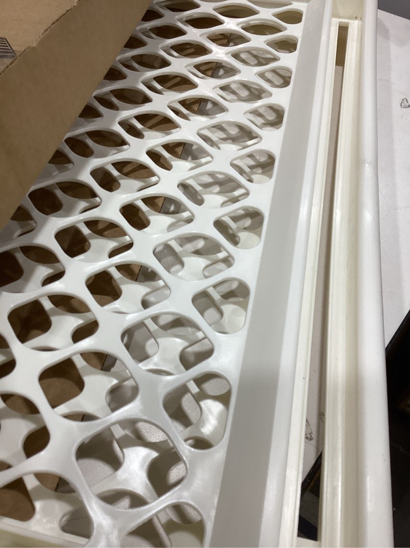 Condition photo showing Good Condition for Toddleroo by North States - Supergate Ergo Baby Gate: Plastic Baby Gate for Stairs & Doorways - Adjustable Indoor Safety Gate - Made in USA - 26 to 42 Inches Wide - 26 Inches Tall - Ivory