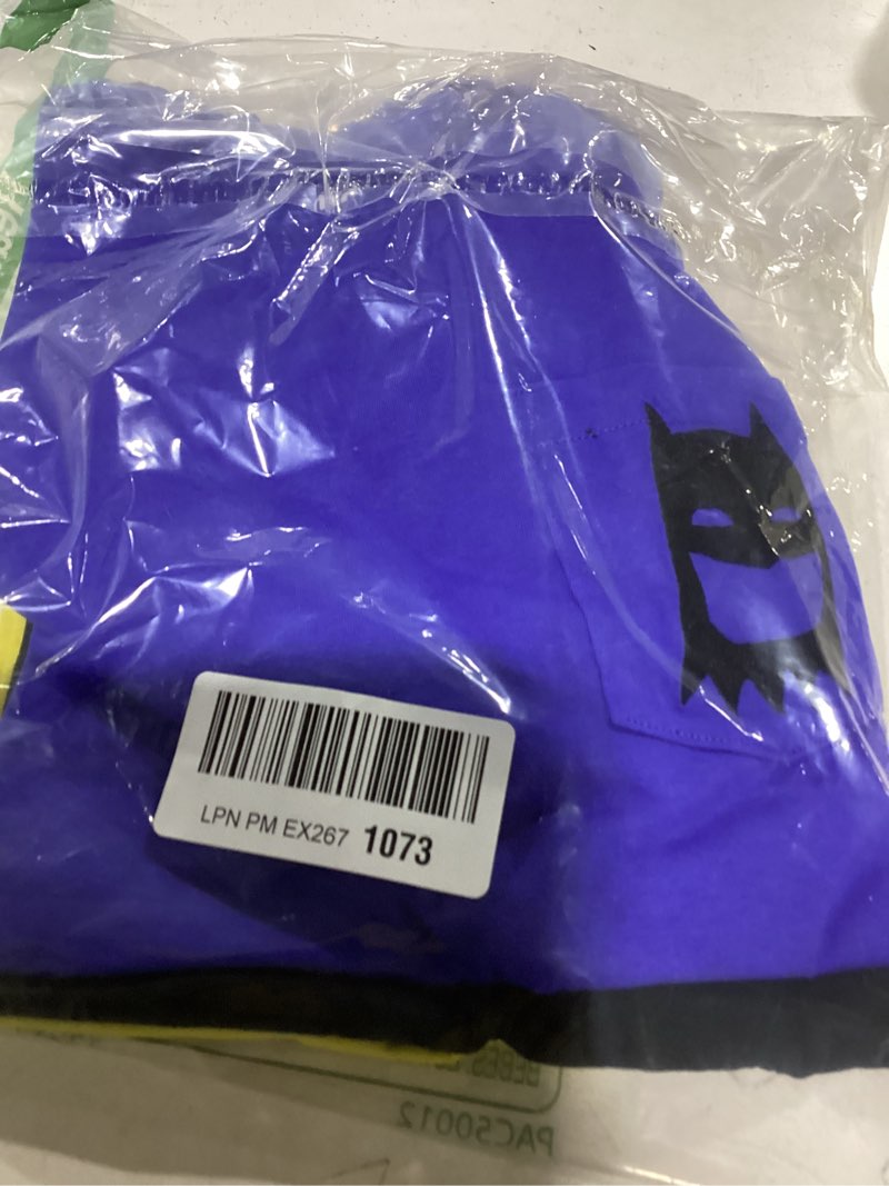 Amazon Essentials DC Boys' Short-Sleeve T-Shirts, Pack of 4, Batman Logo, X-Large