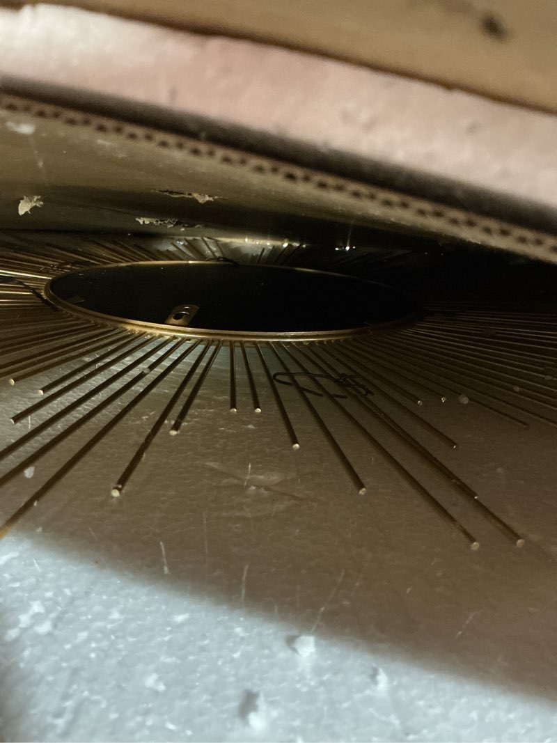 Condition photo showing Good Condition for Cityelf 24'' Large Gold Sunburst Wall Mirror Boho Home Decor Round Wall Art Mirror for Living Room/Bedroom/Bathroom/Entryway