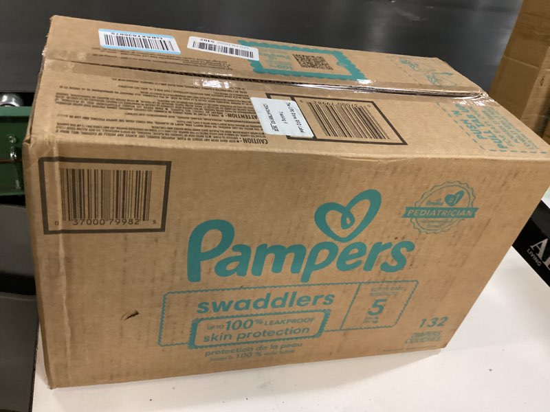 Condition photo showing New/Like New for Pampers Swaddlers Diapers, Size 5 (20-37 lbs), 132 Count, Absorbent, Keeps Baby Dry and Comfortable, Skin Safe Disposable Baby Diaper (Packaging May Vary) Size 5 132