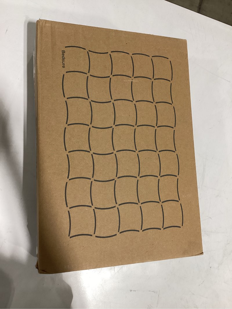 Condition photo showing Good Condition for bedsure 100% cotton king size blanket for spring summer, ultra soft waffle weave king blanket for bed, thin lightweight breathable bedding gifts for women, men, teens, ivory, 108" x 90" ivory king (108" x 90")
