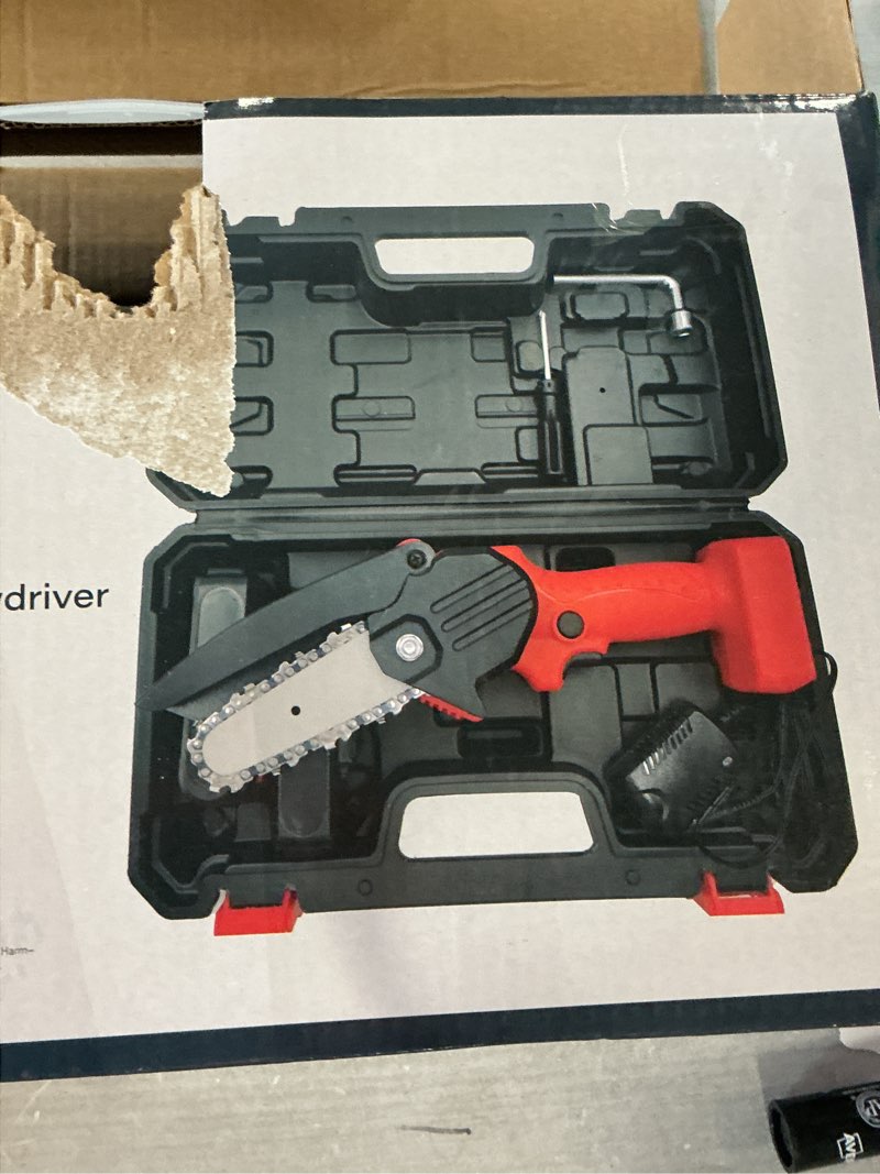 Power to go 4” Cordless Mini Chainsaw 