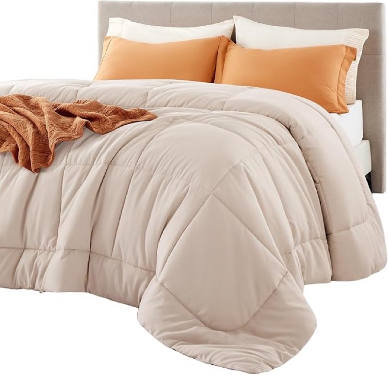 Bedsure Comforter Duvet Insert - Quilted Comforters Queen Size, All Season Duvet, GentleSoft Down Alternative Bedding, with 8 Tabs, Gifts for Women/Men, Beige, Queen 88 x 88 Inches