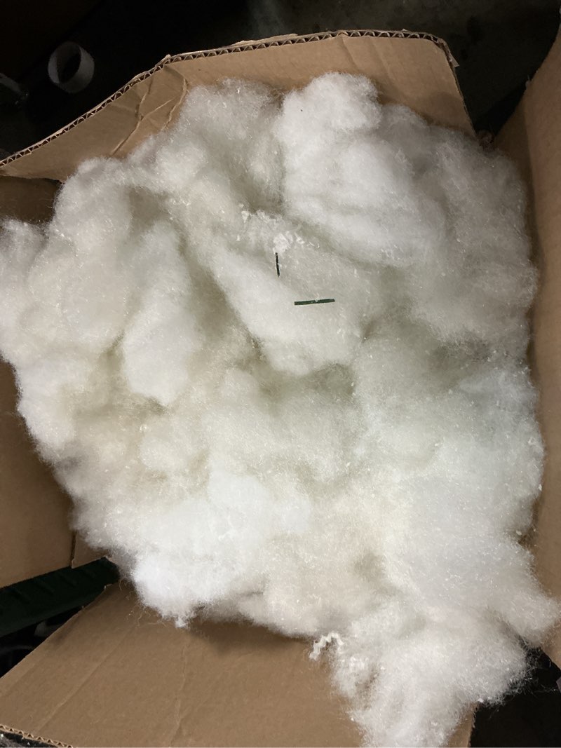 Condition photo showing Good Condition for Fairfield The Original Poly-Fil, Premium Polyester Fiber Fill, Soft Pillow Stuffing, Stuffing for Stuffed Animals, Toys, Cloud Decorations, and More, Machine-Washable Poly-Fil Fiber Fill, 6.5 lbs. Box 6.5 lb White