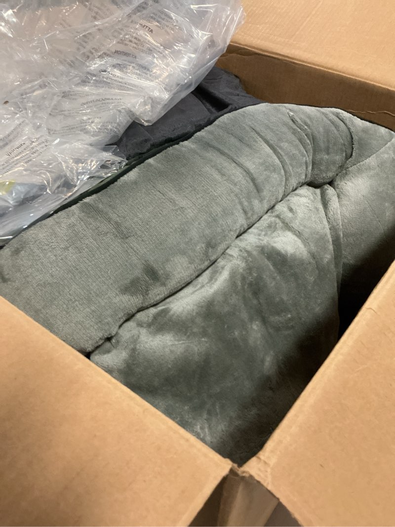 Condition photo showing Good Condition for Bedsure XL Orthopedic Dog Bed for Extra Large Dogs - Waterproof XLarge Dog Cat Bed, Comfort Dogs Couch Sofa with Washable Removable Cover, Pet Bed with Nonskid Bottom, Boreal Canopy Green, 42" 42"L x 32"W x 6.5"Th Dark Green
