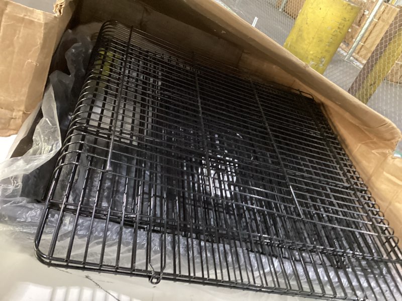 Condition photo showing As Is for Prevue Hendryx Square Roof Parrot Cage, Black (SP25217B/B)