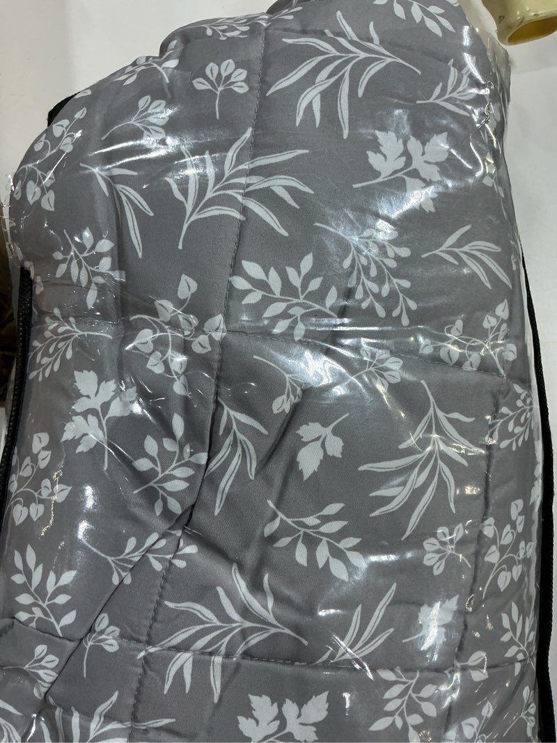 Condition photo showing Good Condition for (Similar to stock photo) (with flower design) yescool Weighted Blanket for Adults (20 lbs, 48\" x 72\", Dove Grey) Cooling Heavy Blanket for Sleepin