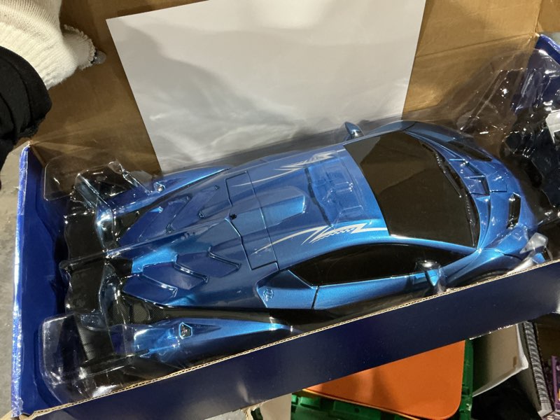 Condition photo showing Good Condition for veeniix v991 transform remote control car, 1:10 big size, 2 rechargeable batteries for 70min, 2.4ghz gesture sensing, one-key deformation, robot toys gifts for boys and girls (blue)
