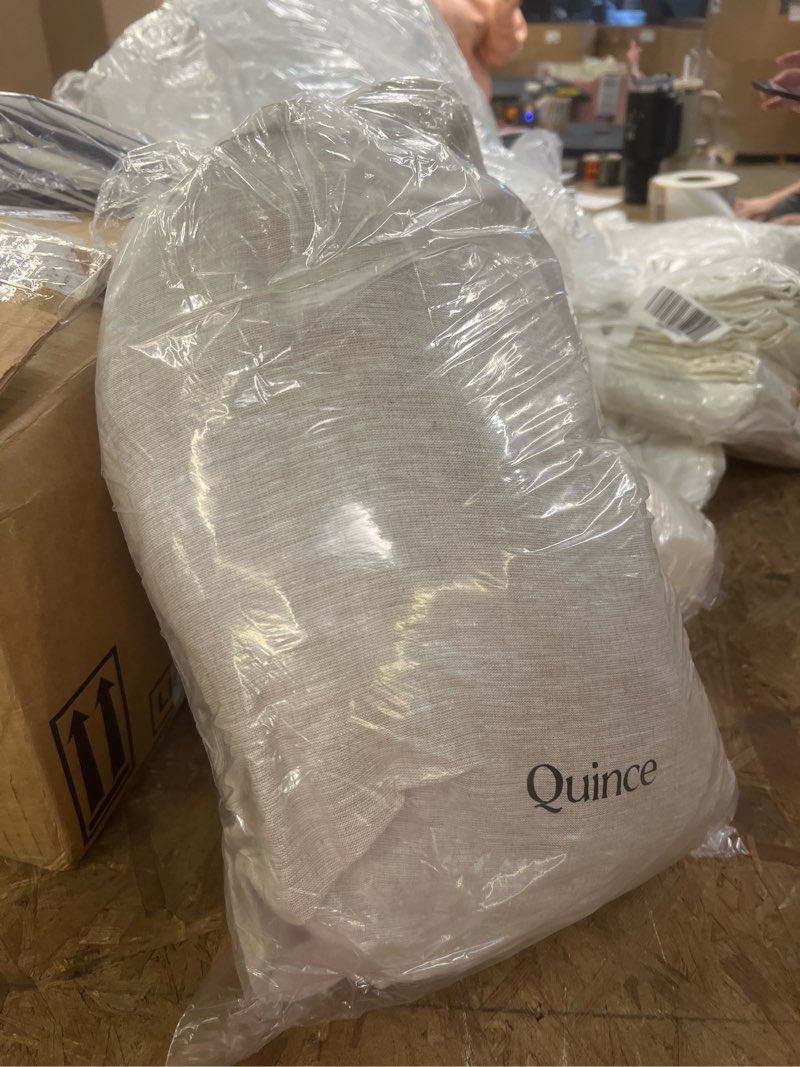 Condition photo showing New/Like New for european linen chambray duvet cover, full/queen, natural chambray