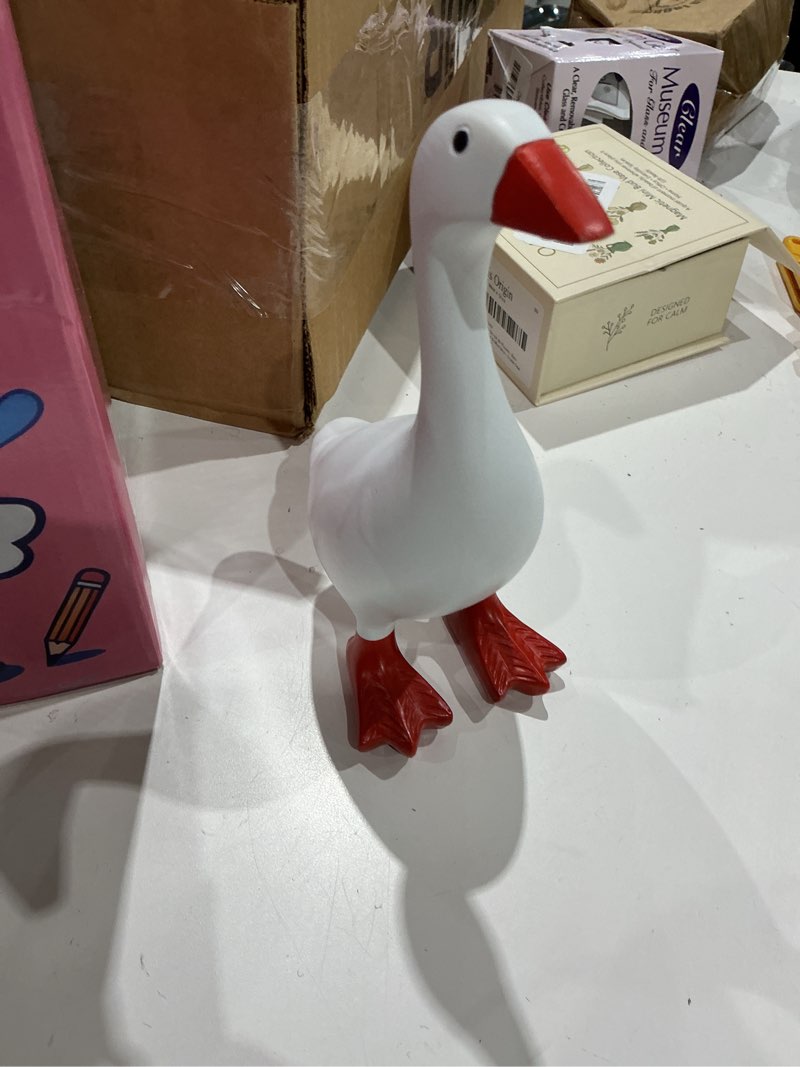 Condition photo showing Good Condition for desk goose 7 inch mini desktop goose statue decor for office living room bookshelf & coffee table gift for friends and family white