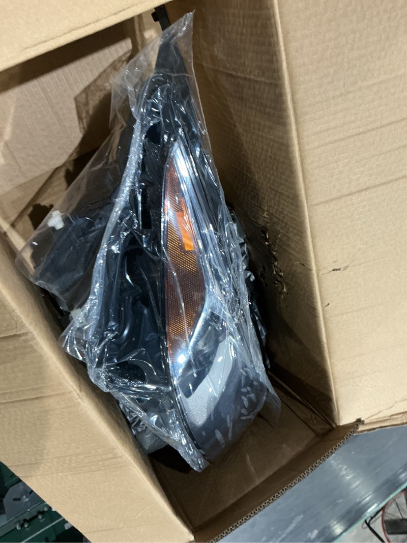 Condition photo showing Good Condition for fione xenon headlights assembly compatible with chevy traverse 2018-2021 hid projector headlights with led drl factory headlamps left driver side lh gm2502487 84887857 left/driver