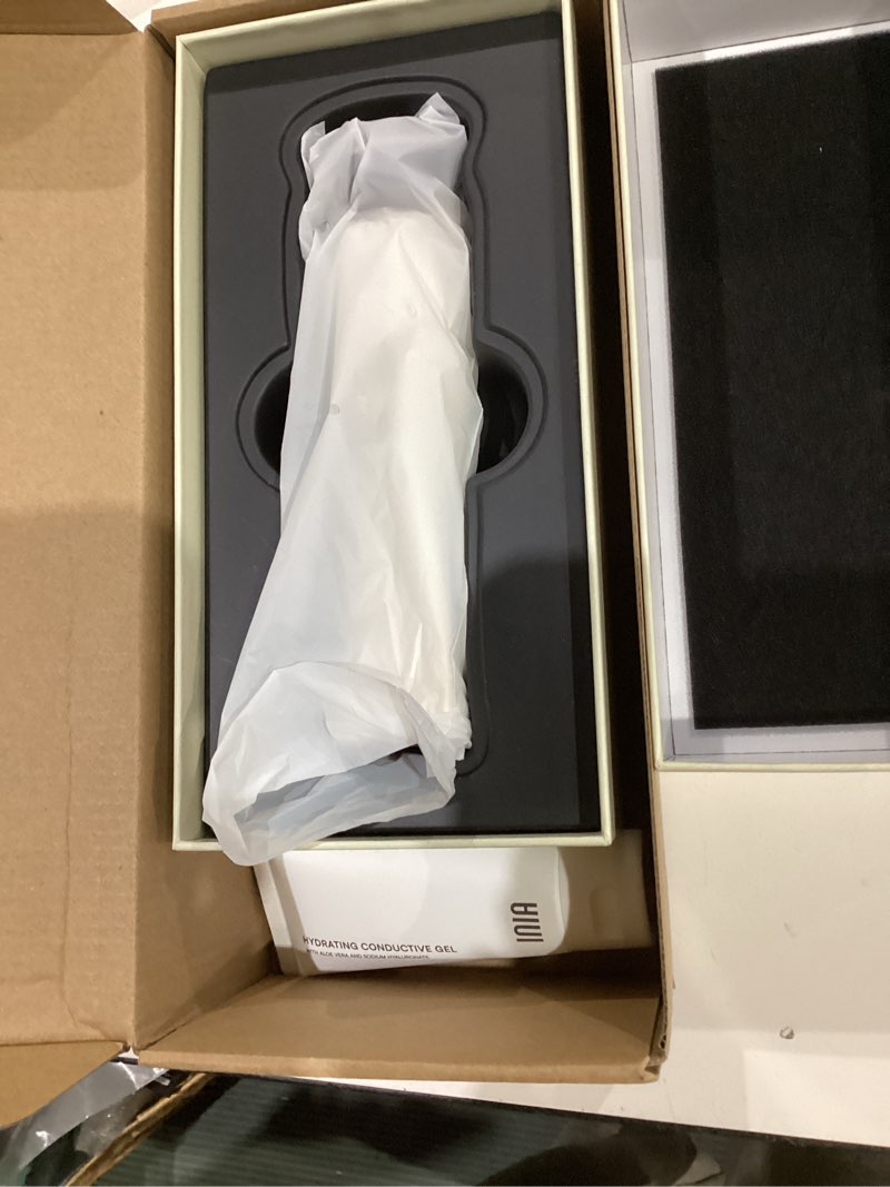Condition photo showing Good Condition for inia 3-in-1 red light therapy for face and neck beauty device for puffiness & skin firming skincare tool (white)