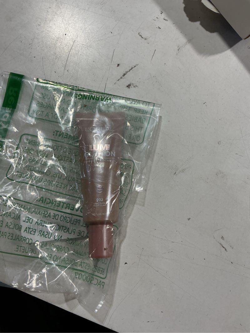 Condition photo showing Good Condition for l'oreal paris makeup true match lumi glotion, natural glow enhancer, illuminator highlighter, bronzing drops for a sun-kissed glow, 902 light 902 light 1.35 fl oz (pack of 1)