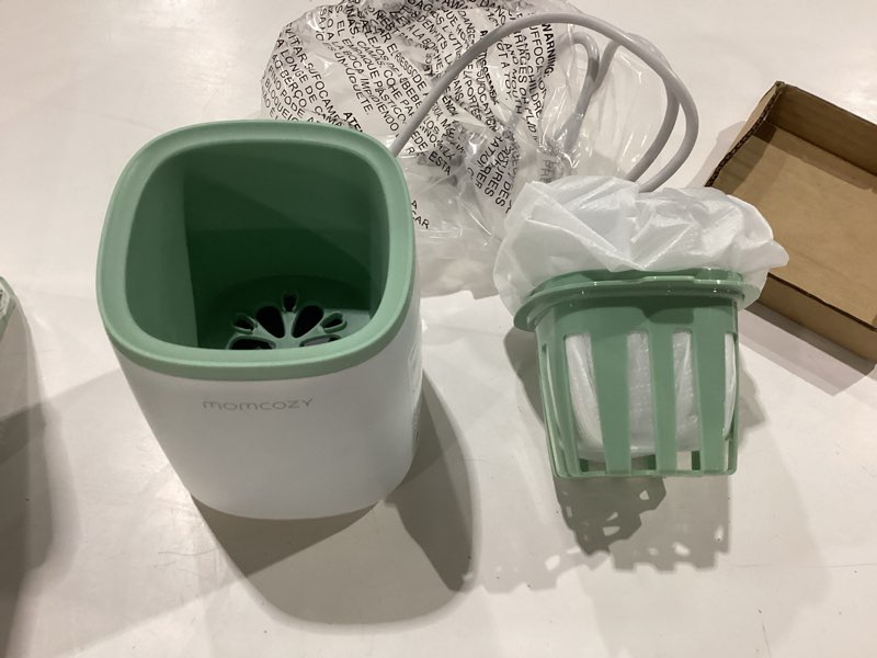 Condition photo showing New/Like New for momcozy bottle warmer, fast bottle warmers for all bottles with timer, accurate temperature control and automatic shut-off, multifunctional bottle warmer for breastmilk green+white