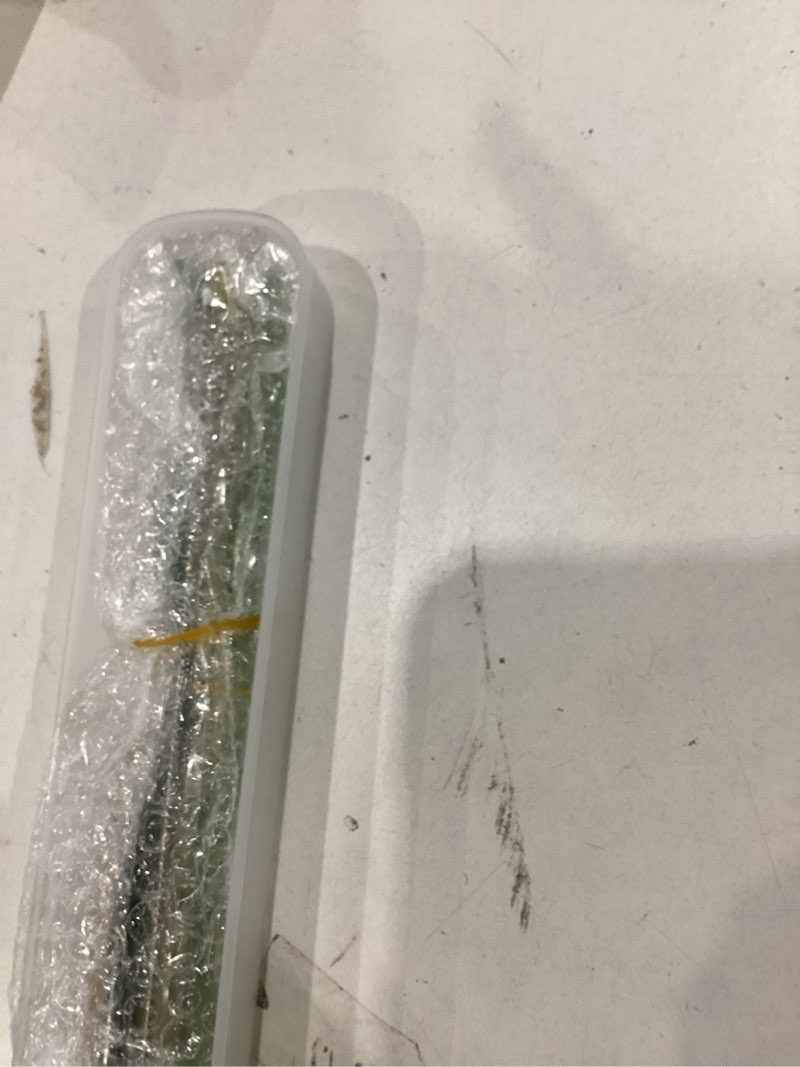 Condition photo showing Good Condition for 6 pcs colorful wavy glass straws,7.87"x 8 mm cute reusable glass straws make of high borosilicate with 1 cleaning brush and 1 storage box,for cold or hot drinks,iced coffee,milk,and tea