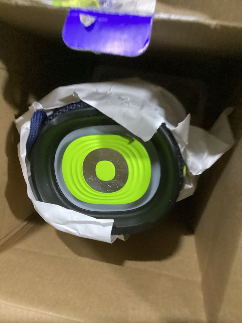 Condition photo showing Good Condition for onn medium rugged speaker with led lighting navy