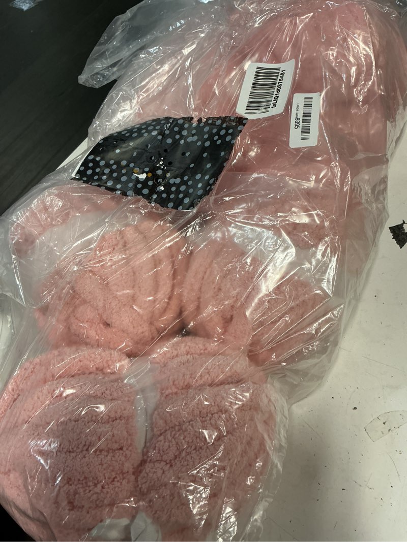 Condition photo showing Good Condition for chunky chenille yarn light pink