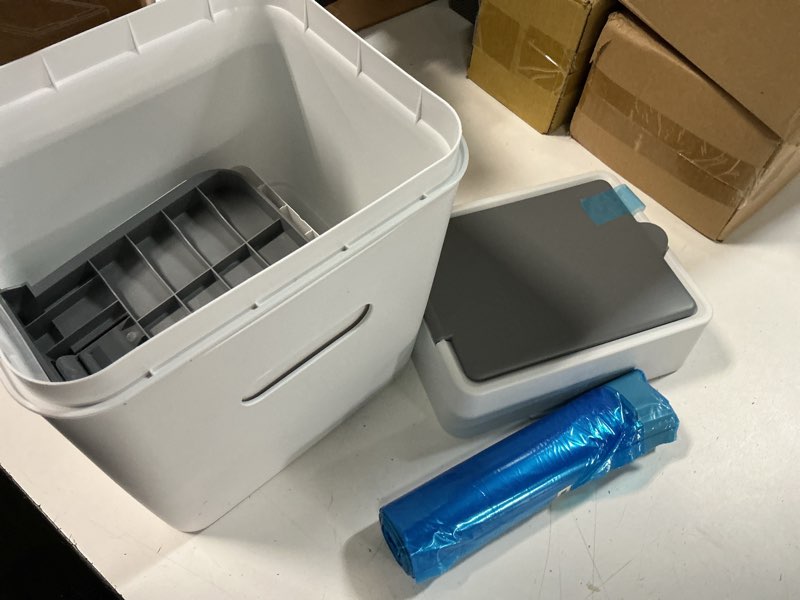 Condition photo showing Good Condition for gkj cat litter box waste disposal system for odor control cat litter trash can | includes 1 roll of 16 easy tear-off bags | diaper trash can