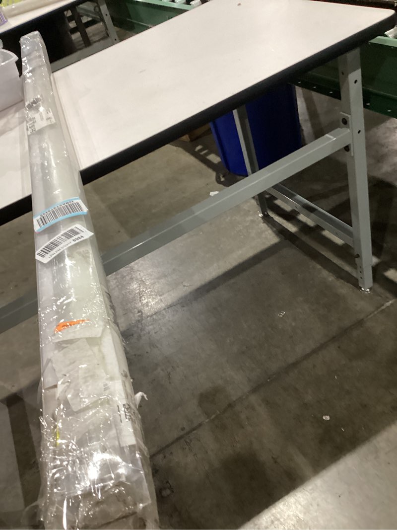 Cordless roller blind