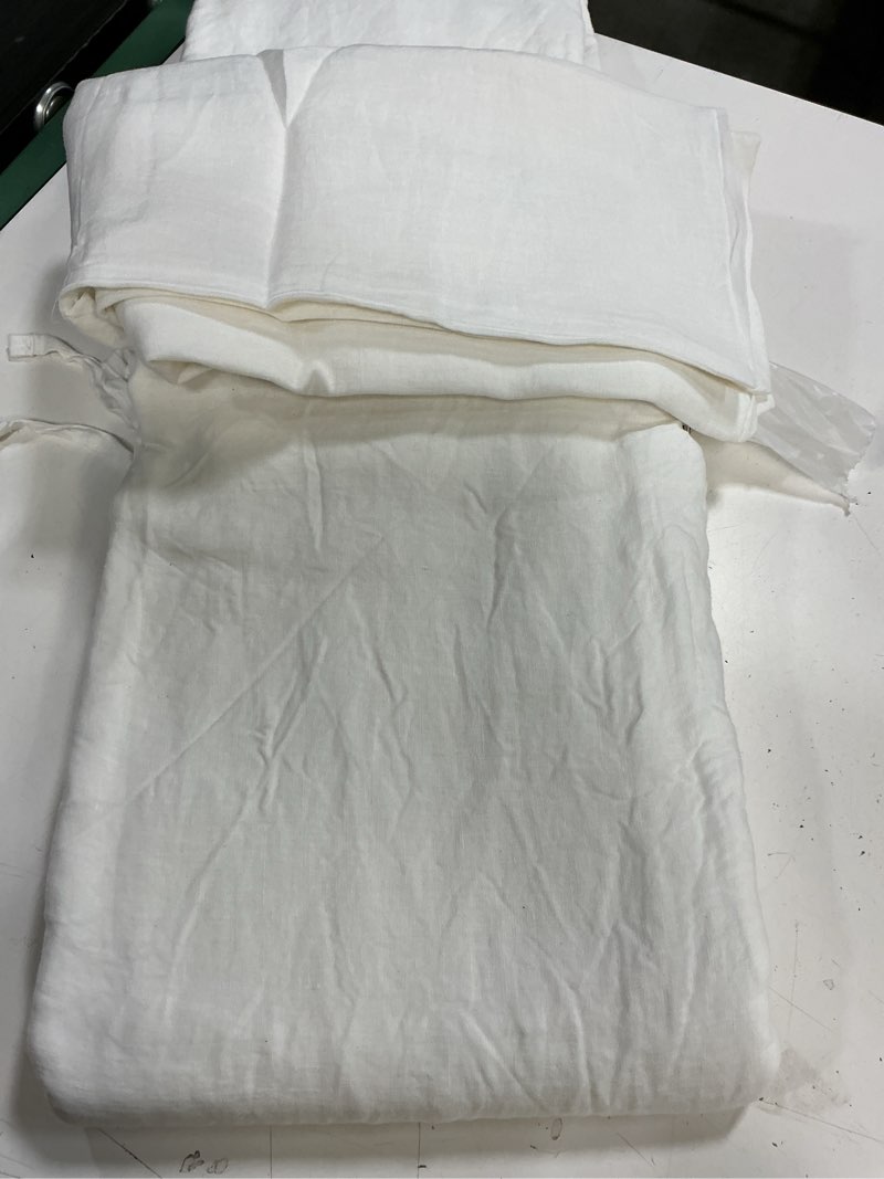 Condition photo showing Good Condition for quince, european linen duvet cover set of 3, full/queen ,white