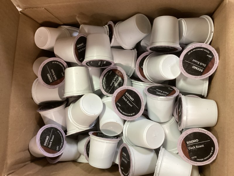 Condition photo showing New/Like New for Amazon Brand - Solimo Dark Roast Coffee Pods, Compatible with Keurig 2.0 K-Cup Brewers 100 Count(Pack of 1) Dark Roast 100 Count (Pack of 1)