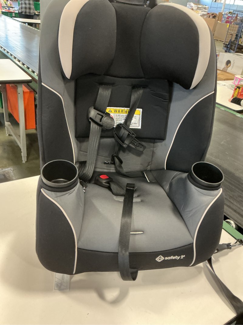 Condition photo showing Good Condition for Safety 1st Crosstown Slim All-in-One Convertible Car Seat, City Storm