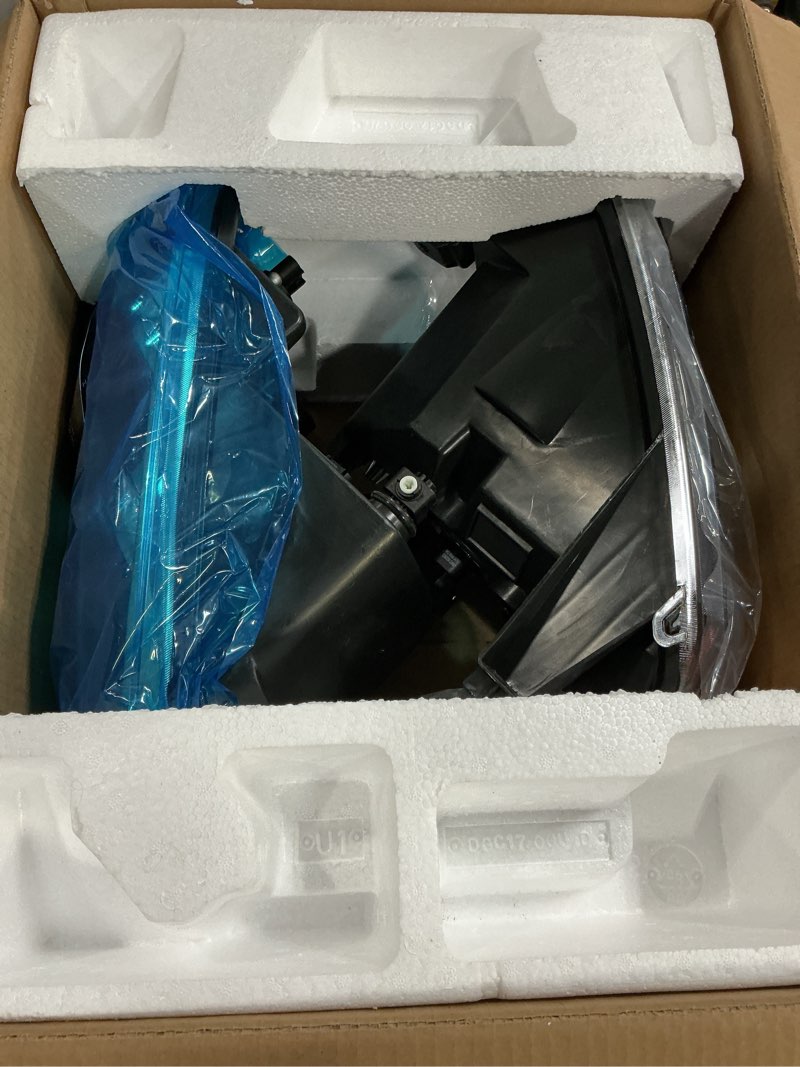 Condition photo showing Good Condition for headlights for 2007-2012 dodge caliber halogen(bulbs included) chrome | with high & low beam bulbs oe replacement