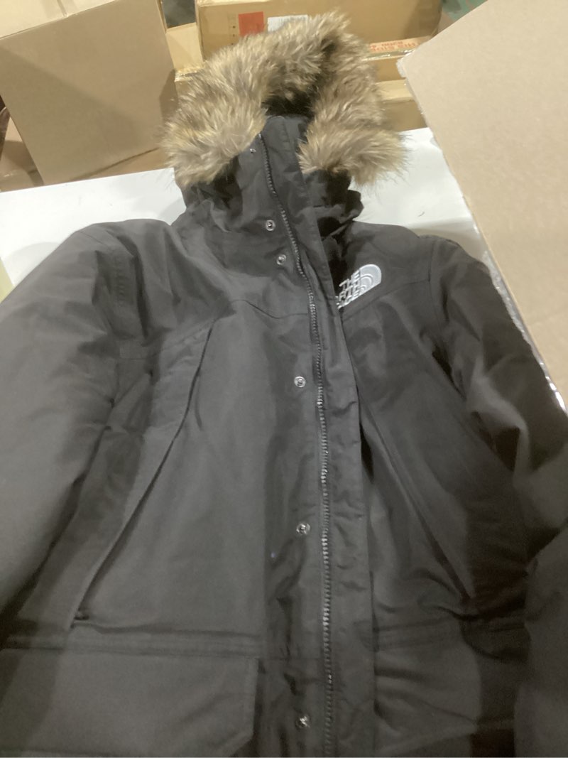 Condition photo showing Good Condition for THE NORTH FACE Men's McMurdo Parka Waterproof Winter Jacket, 600 Fill Waterfowl Down Insulation, Adjustable 3 Piece Hood Large Tnf Black/Tnf Black