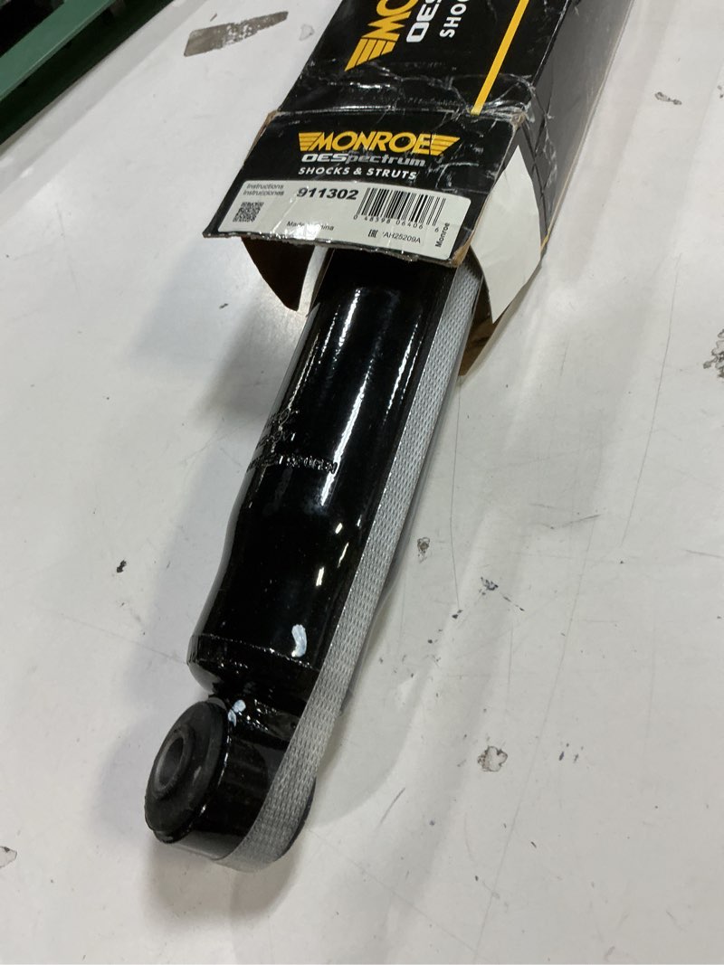 Condition photo showing Good Condition for Monroe Reflex 911302 Suspension Shock Absorber for Ford F-150