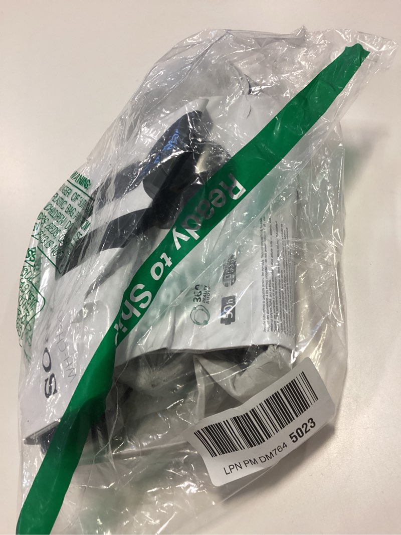 https://lotting-media.assets.bidfta.com/lotting_3ba15b53-fda4-46e4-a5c7-4fb6170cc158