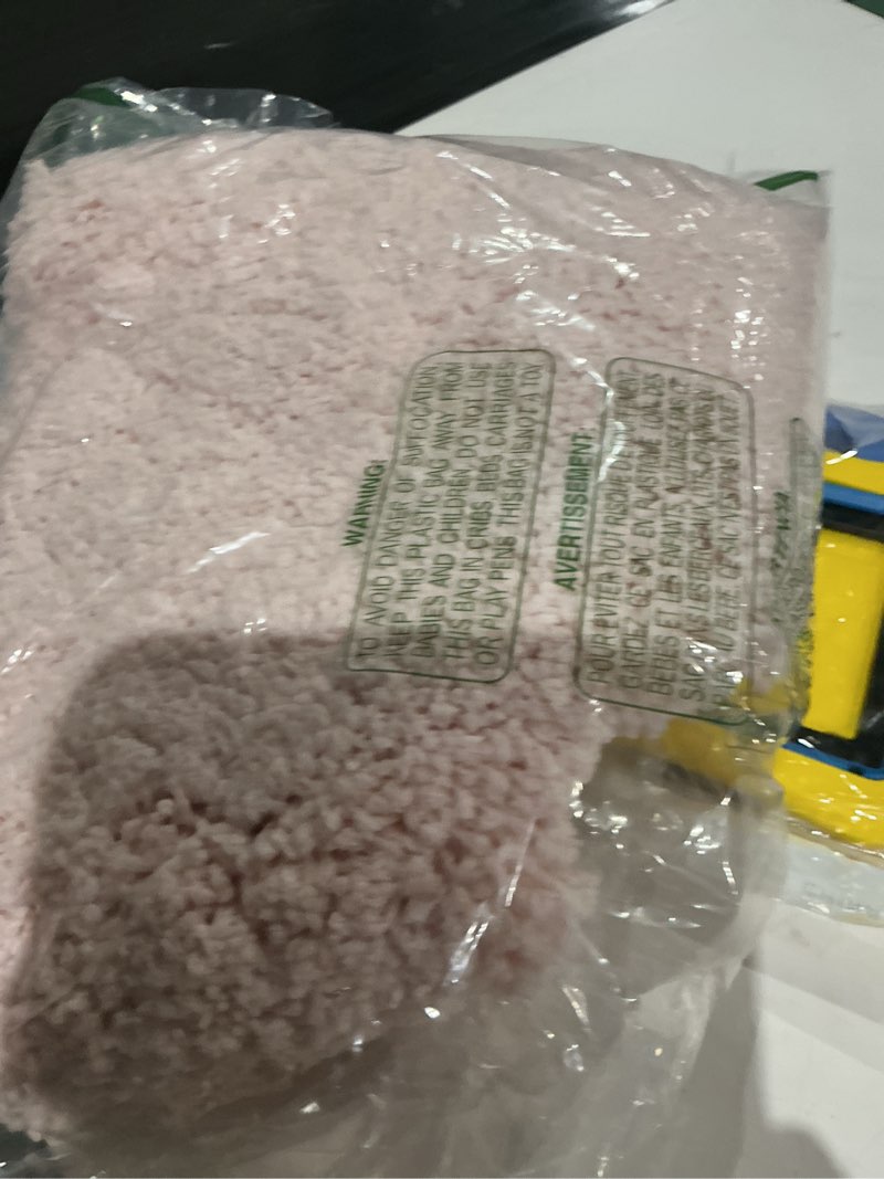 Condition photo showing As Is for ilango pink bathroom rugs 32" × 20" non slip & super absorbent extra thick soft, washable bath mat for floor, microfiber plush shaggy bath rug with rubber for bathtub shower room sink pink 1'8" x 2'8" (20''x32'' bathroom rug)