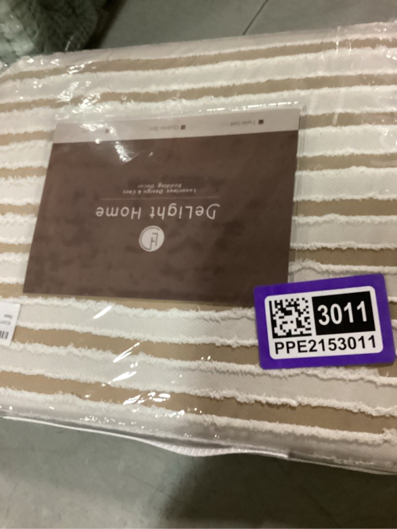 https://lotting-media.assets.bidfta.com/lotting_3ba9d80b-0a41-42da-9927-af8dce77c310