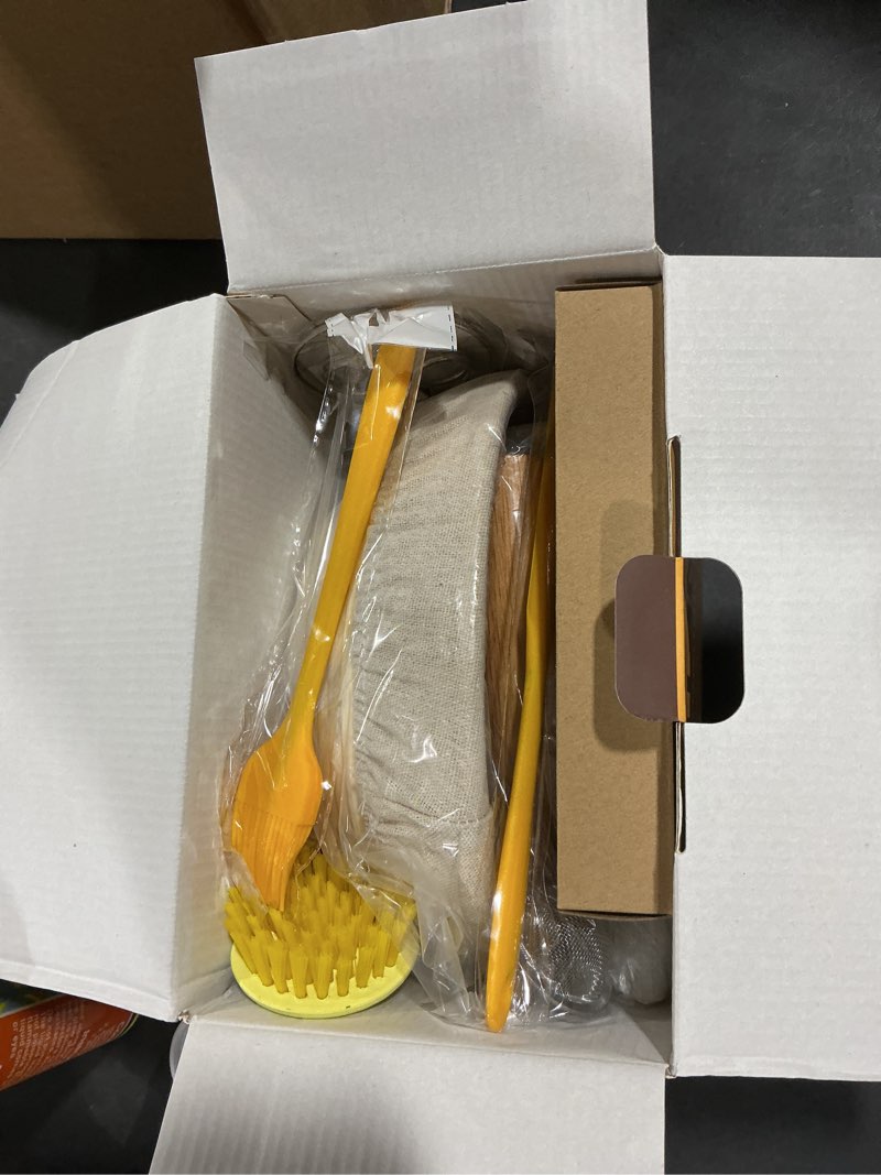 Condition photo showing Good Condition for Rorecay Complete Sourdough Starter Kit: Bread Baking Supplies with Starter Glass Jar & 9” Round Banneton Proofing Basket Tool Set Ideal for Beginners Homemade Bread 9" Round & Starter Jar Set
