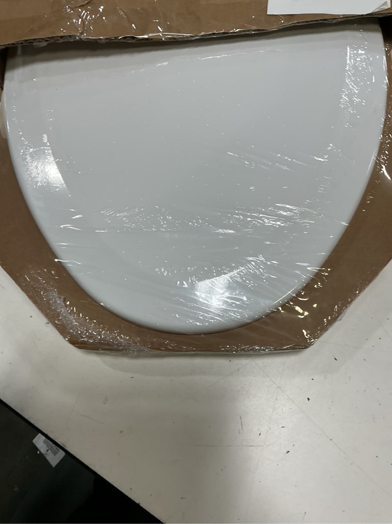 Condition photo showing New/Like New for bemis 1500ec 390 lift-off wood elongated toilet seat, cotton white (pack of 1)