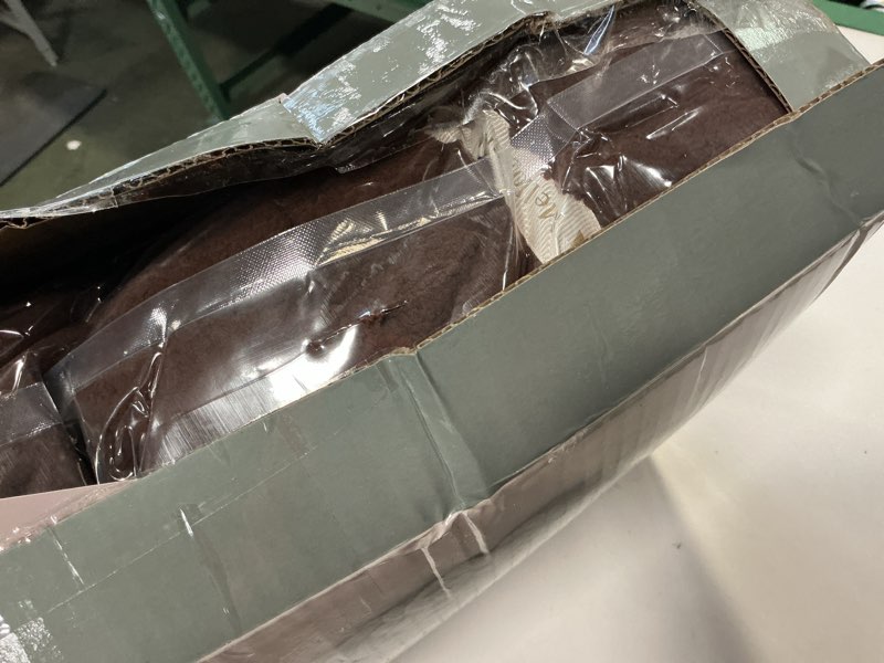 Condition photo showing Good Condition for Mellobello Jumbo Chunky Yarn for Hand Knitting - Super Thick Chenille Chunky Yarn for Crocheting - E