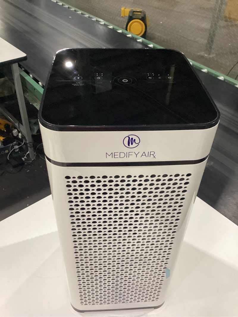Condition photo showing New/Like New for medify ma-40 uv light air purifier with true hepa h14 filter | 1,793 ft² coverage in 1hr for wildfires smoke, odors, pollen, pets | quiet 99.9% removal to 0.1 microns | white, 1-pack large room 1