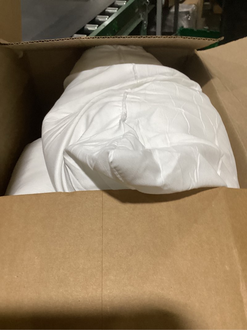 Condition photo showing As Is for miulee throw pillows inserts, pack of 2 20x20 inch 100% virgin fiber filling bed couch pillows