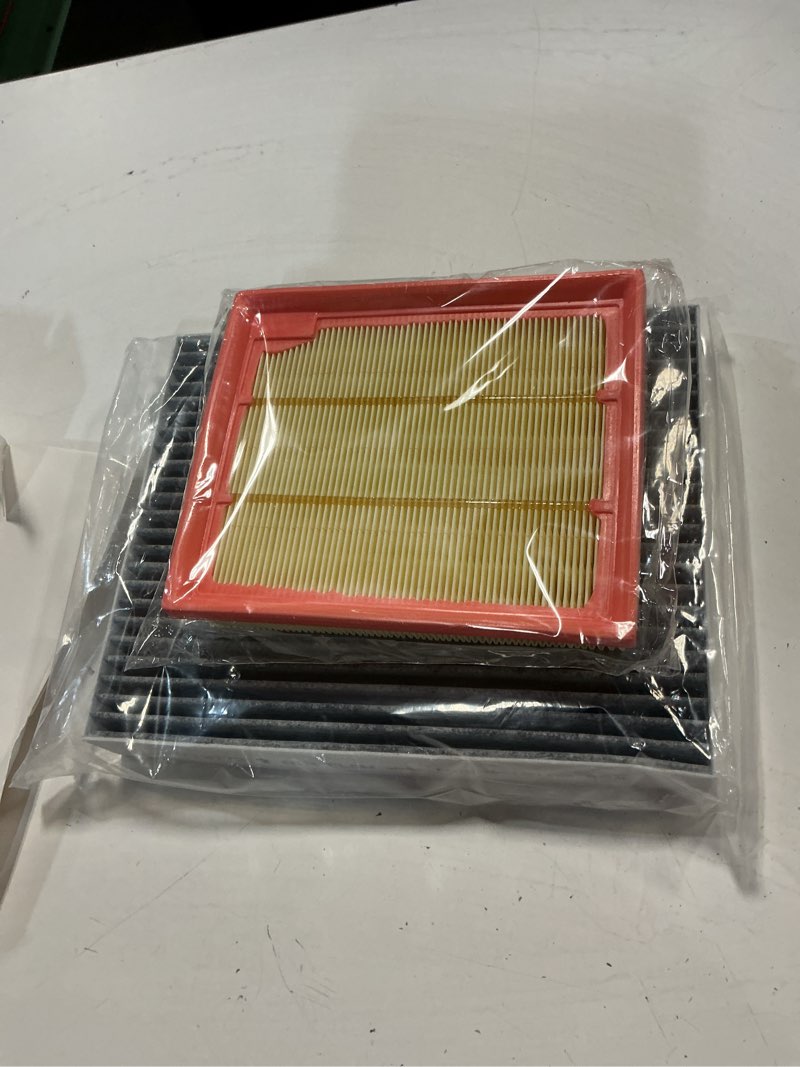 Condition photo showing Good Condition for jtbu12772-12813 cabin and engine air filters for ford escape 2020-2025,maverick 2022-2025.for lincoln corsair 2021-2025.replacement for ca12813, lx6z9601a,cf12772,jx6z-19n6